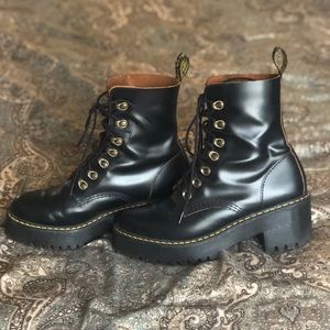 Dr Martens Leona Vintage Smooth Black Boot